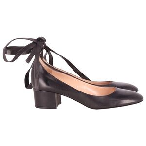 Gianvito Rossi Leather Pumps
